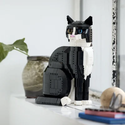 LEGO Ideas 21349 Tuxedo Cat Unveiled: A Purr-fect Addition to Your Collection